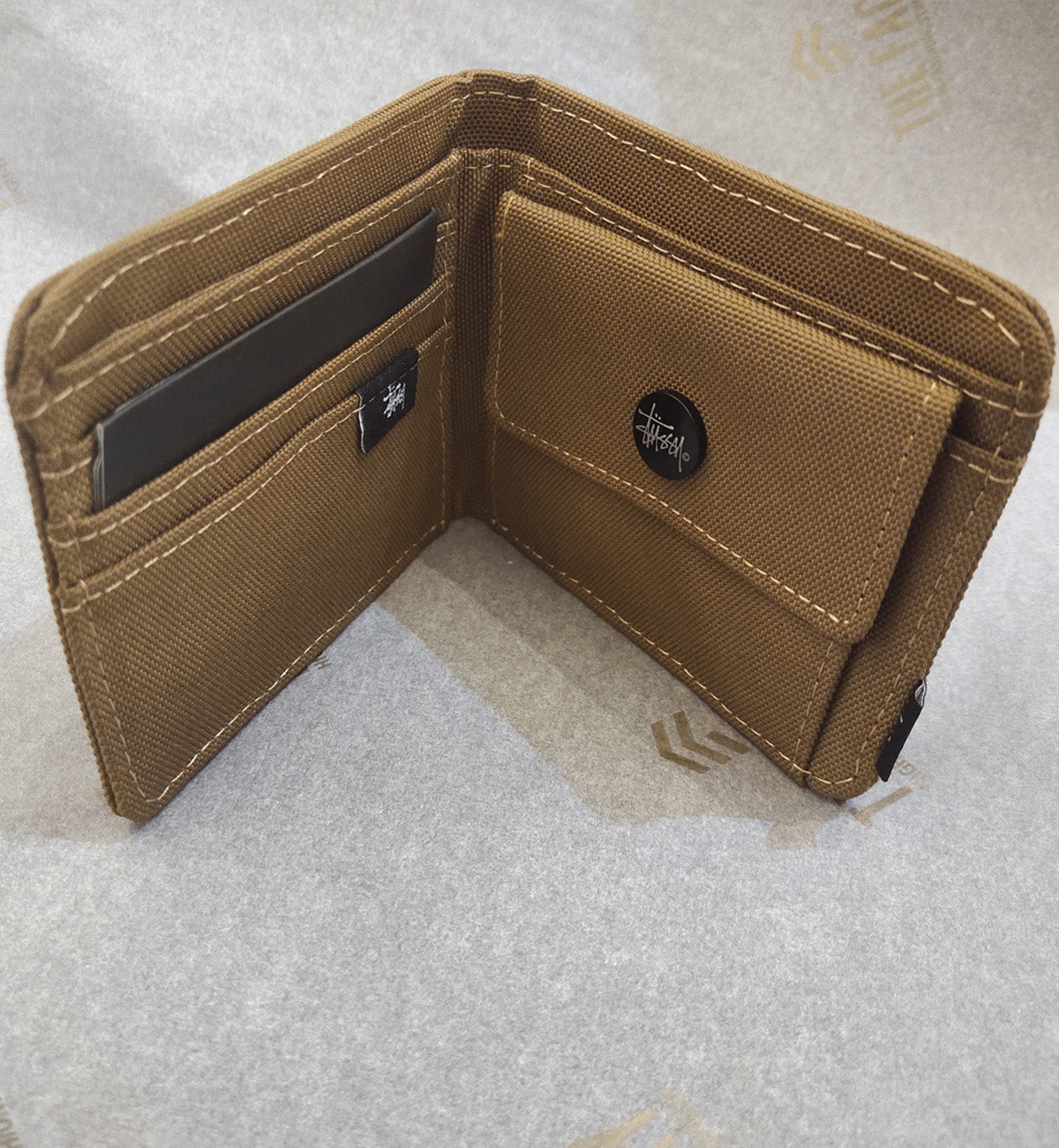 Stussy Multifunctional Classic Oxford Wallet (Brown)