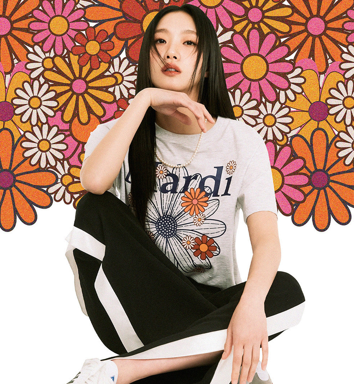 Mardi Mercredi Blossom Mardi T-Shirt (Heather Navy)