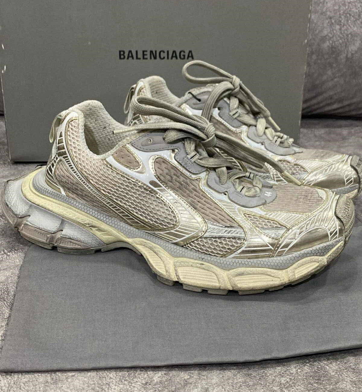 [Pre-Used] Balenciaga 3XL Runners Grey Distressed