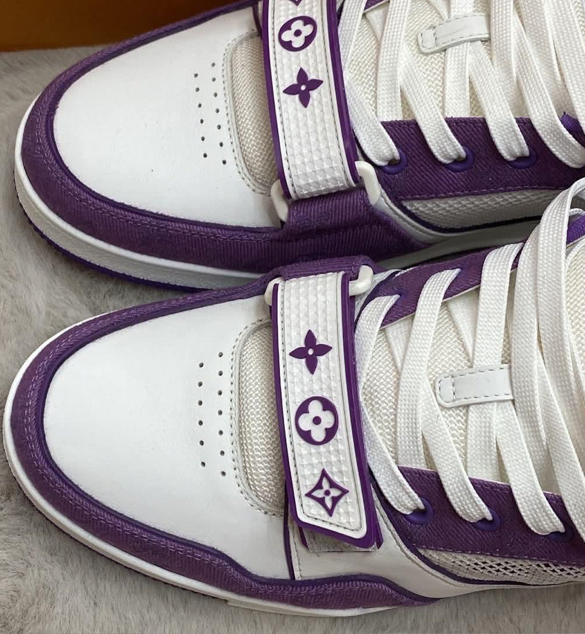 [Pre-used] LV Trainer Velcro Purple Strap