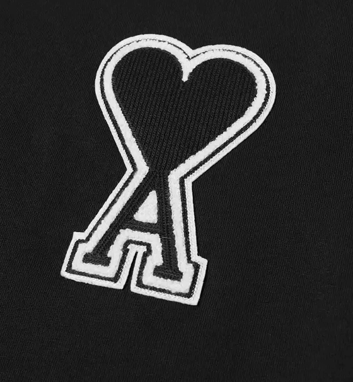 Ami de Coeur Outline Heart T-shirt (Black)