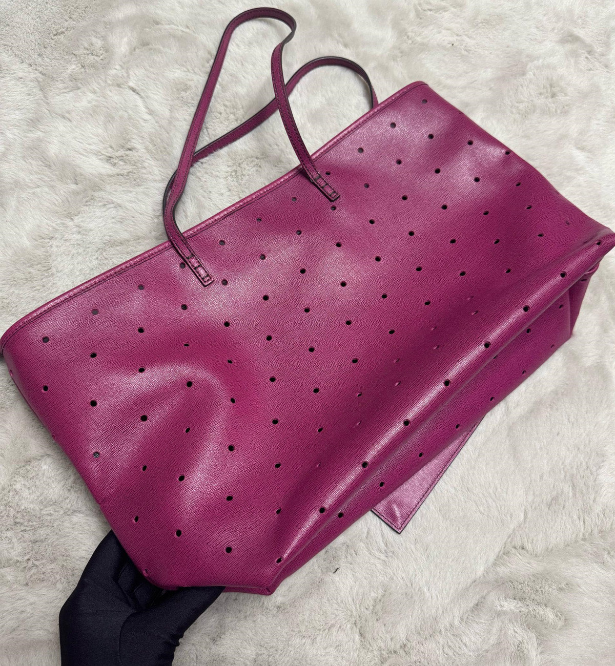 [Pre-used] Fendi Tote Bag Perforated Pink Zukka
