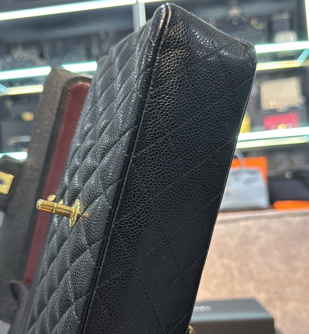 [Pre-Used] Chanel Classic Flap Caviar Medium Bag (Serial 25)