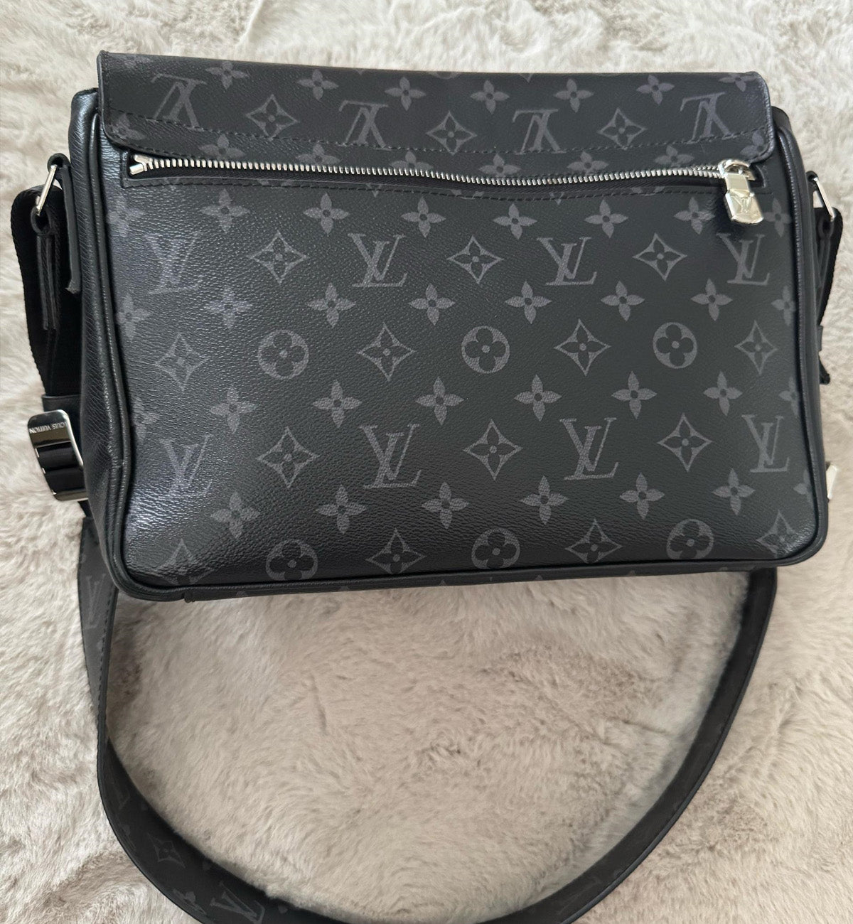 [Pre-used] LV Bag Taigarama Messenger Monogram