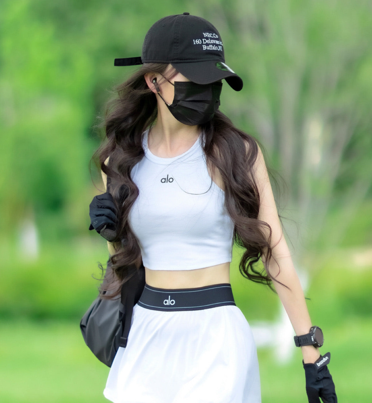 Alo Yoga Aspire JISOO Singlet Ladies (White)