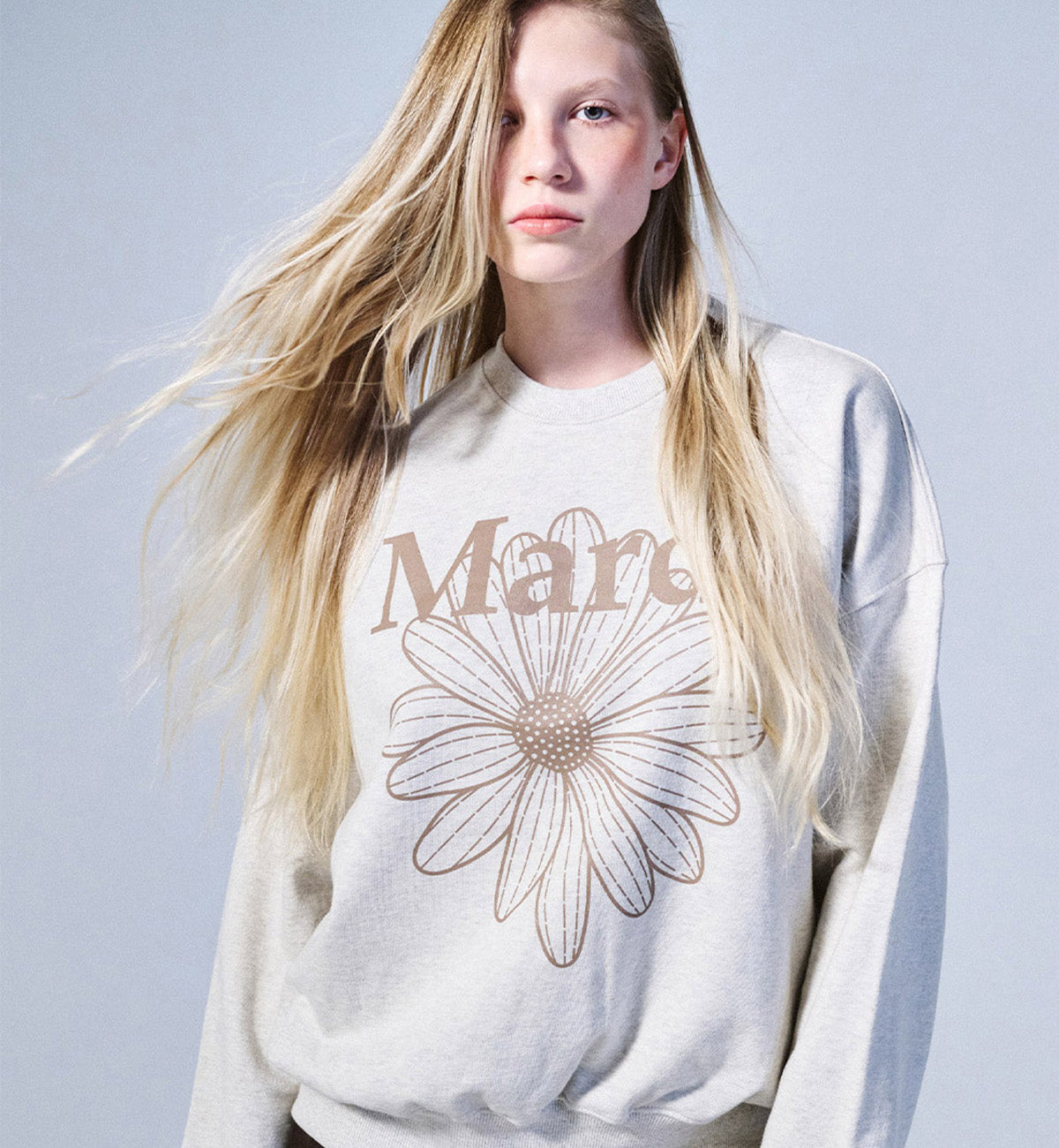 Mardi Mercredi Flower Mardi Sweatshirt (Oatmeal Taupe)