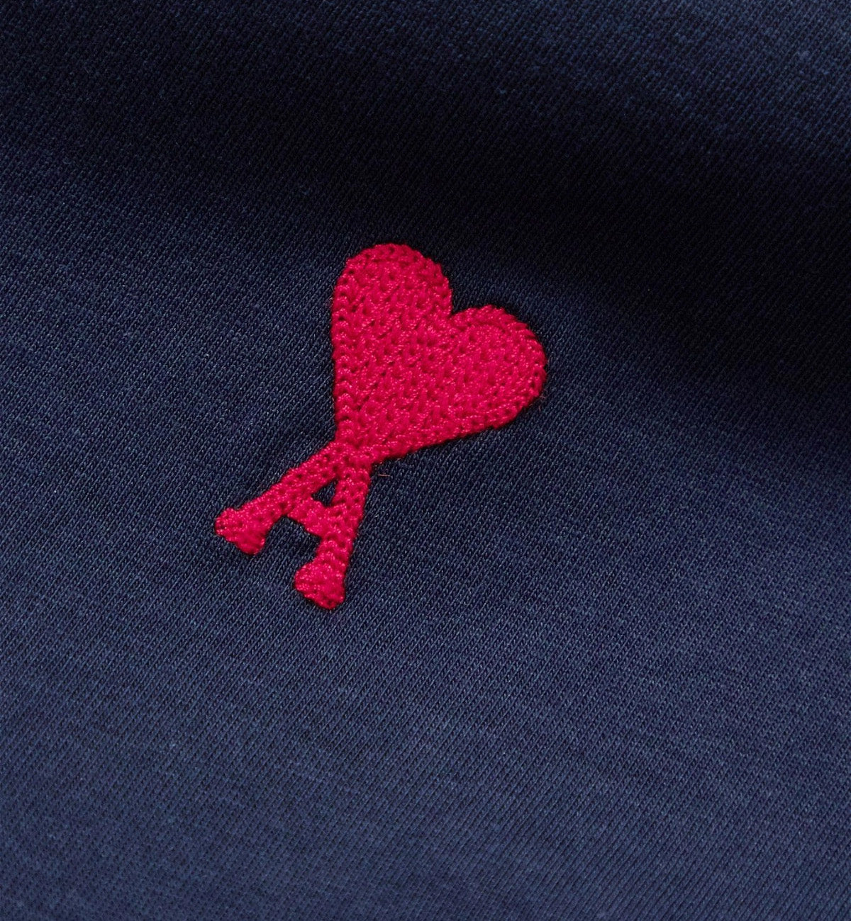 Ami de Coeur Embroidered Small Heart T-shirt (Navy)