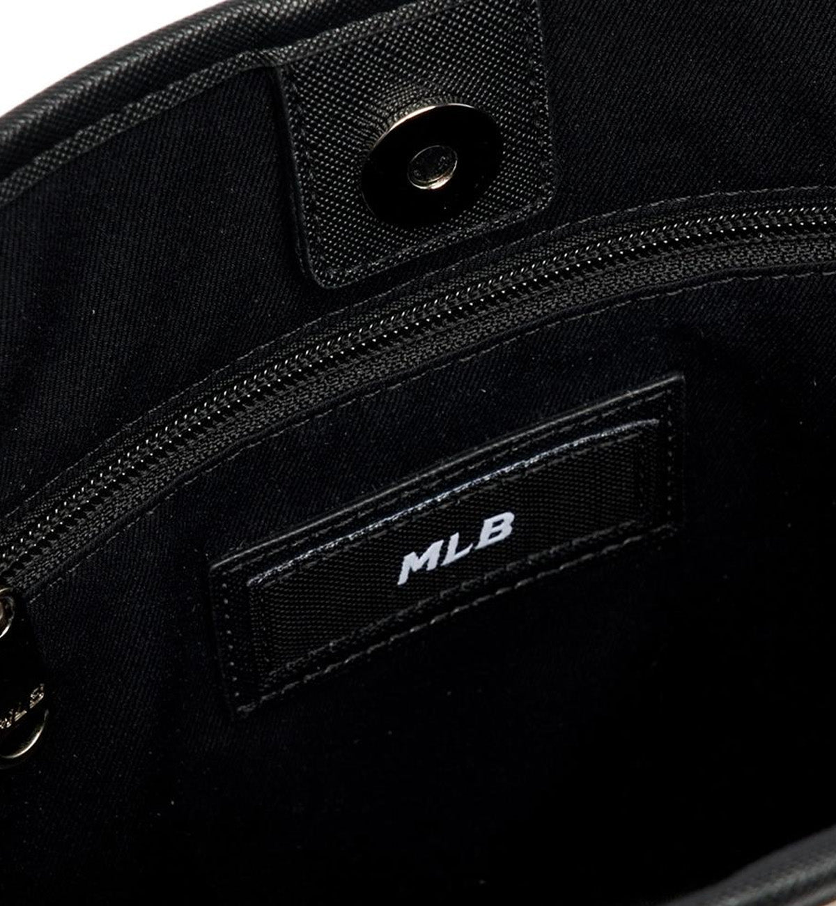 MLB Varsity Basic Canvas Bucket Bag NY White