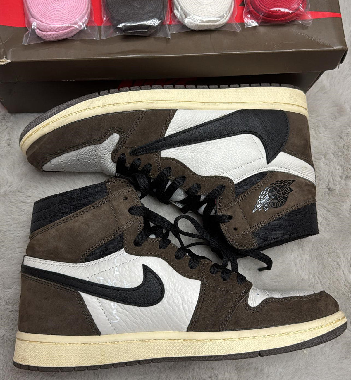 [Pre-used] AJ1 Travis High Mocha OG