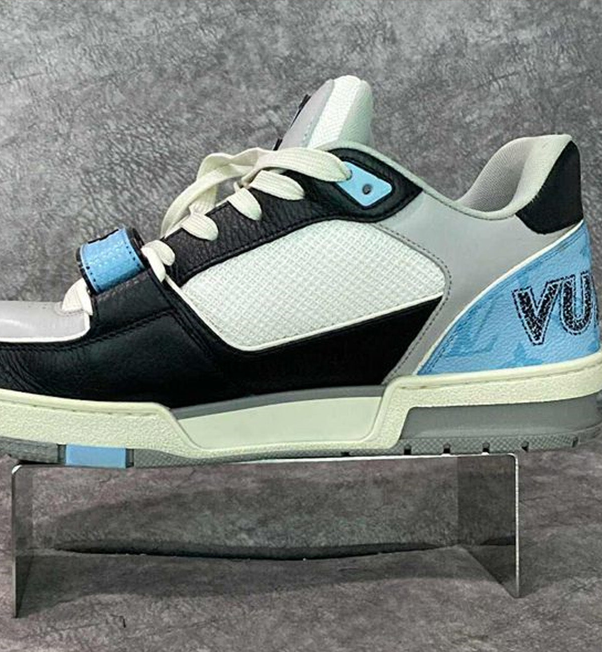 [Pre-Used] LV Trainer Luxury Blue Monogram with Flower
