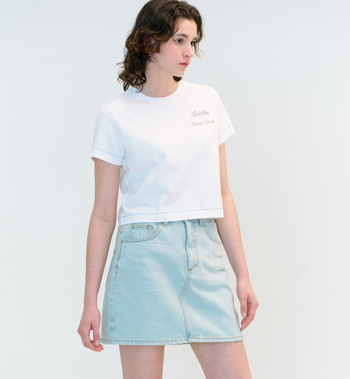 Marithe W Rolling Logo Crop T-Shirt (White)