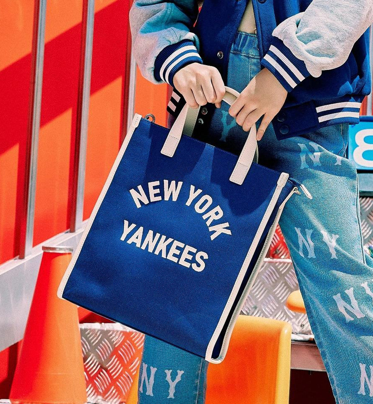 MLB Varsity Tote Bag NY Yankess (Blue)