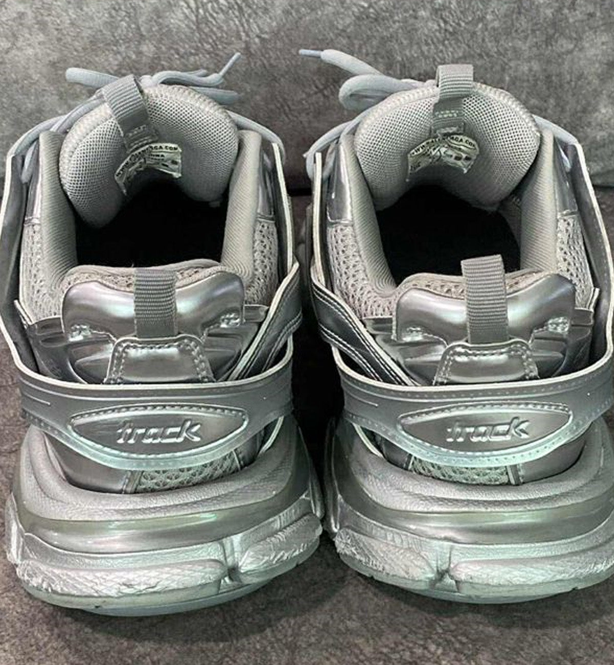 [Pre-Used] Balenciaga Track Metallic Silver