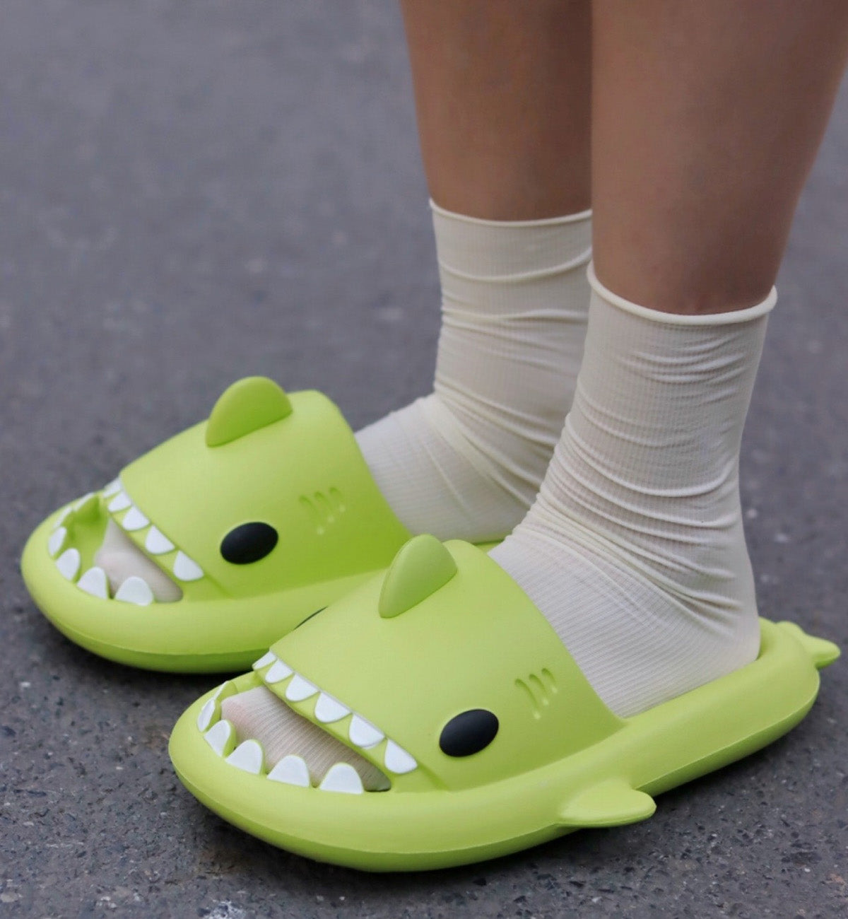 Chikoku Smooth Fun Shark Sandals (Lime)