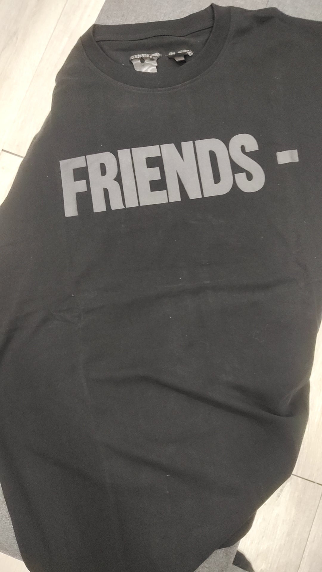 Vlone Friends - V Logo T-shirt SS23 (Shade)