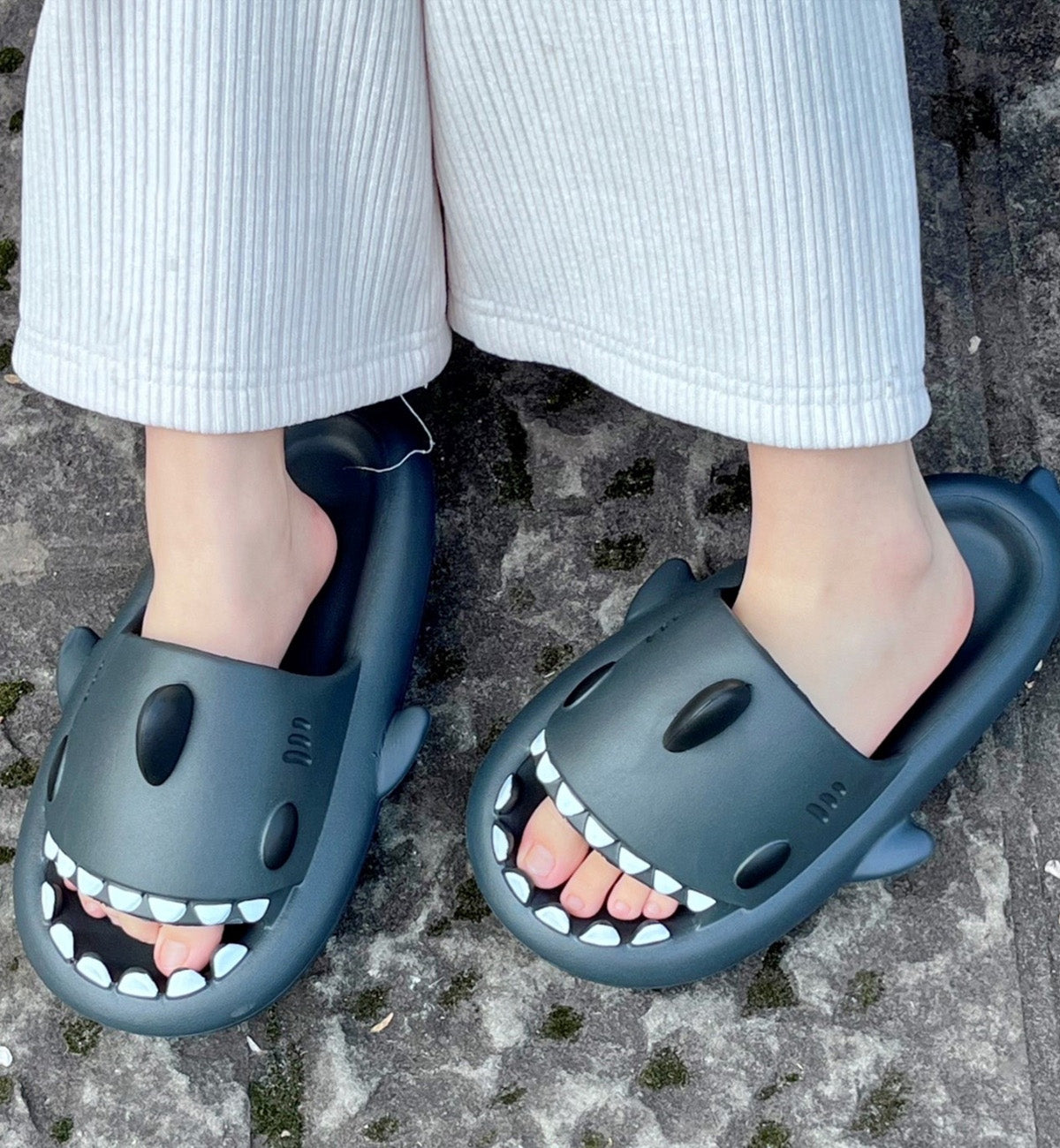 Chikoku Smooth Fun Shark Sandals (Black)