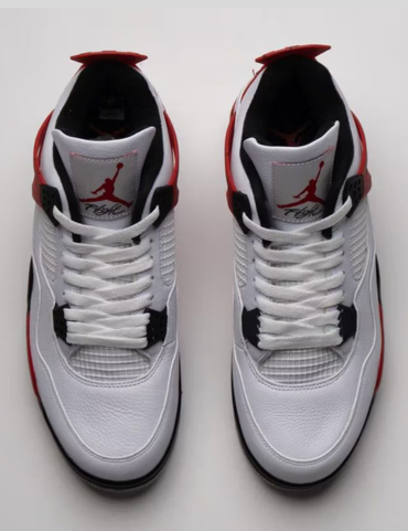 Air Jordan 4  Nike “Red Cement “