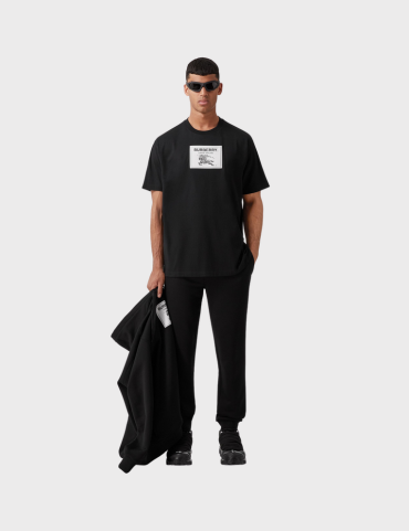 Burberry Equestrian Knight Device T-Shirt - Black