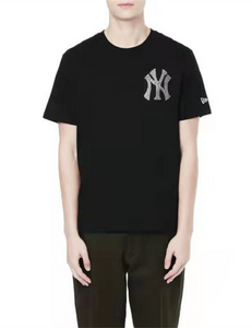 MLB New Era New York Yankees Embroidery Gold Logo T-shirt (Black) – The  Factory KL