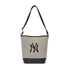 MLB Basic Logo Canvas Bucket Bag New York Yankees Black