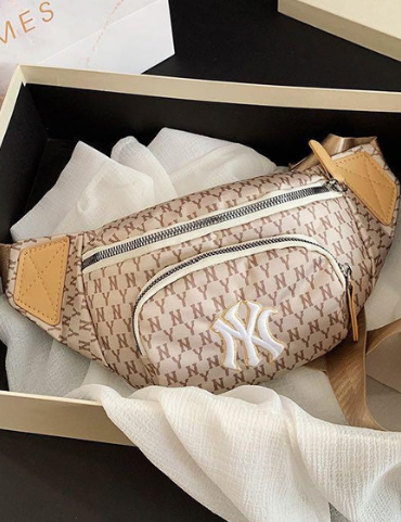 MLB New York Yankees Monogram Waist Bag (Dark Beige)