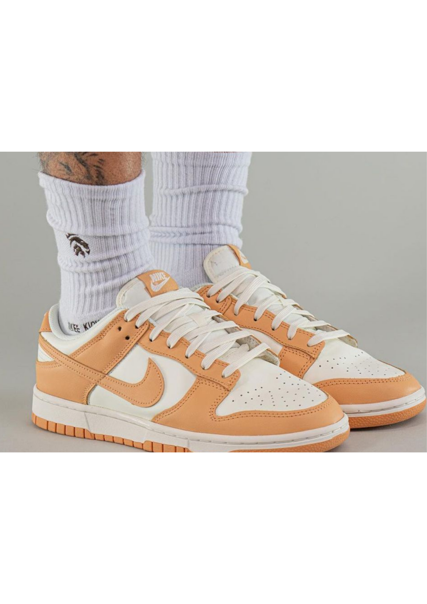 Nike Dunk Low "Harvest Moon"