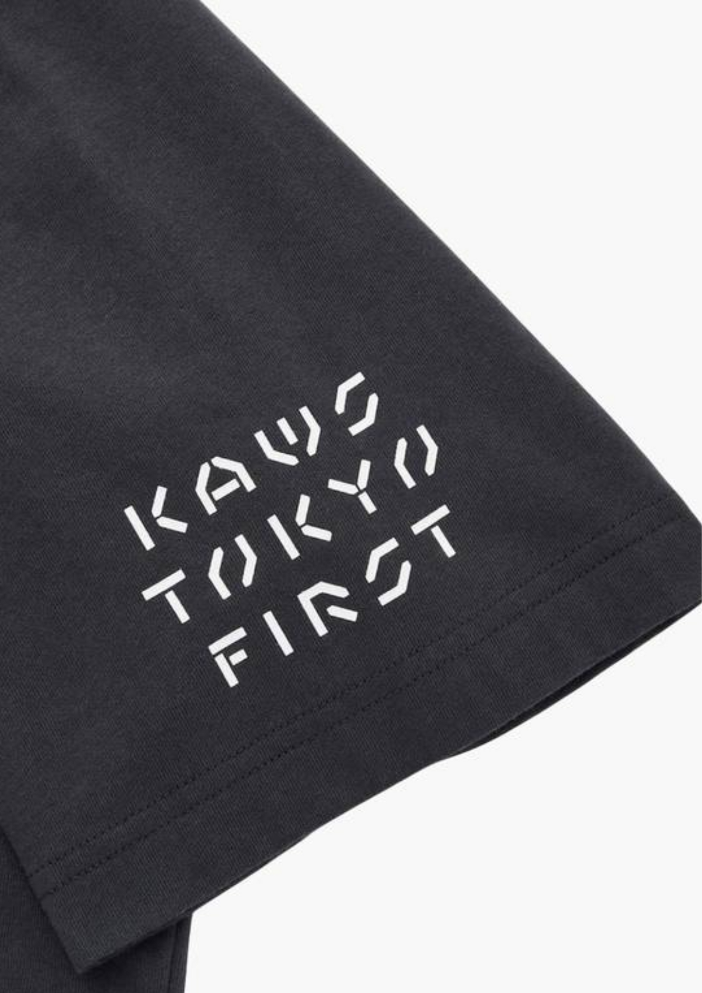 Kaws Uniqlo Tokyo First Tee ( Dark Grey )